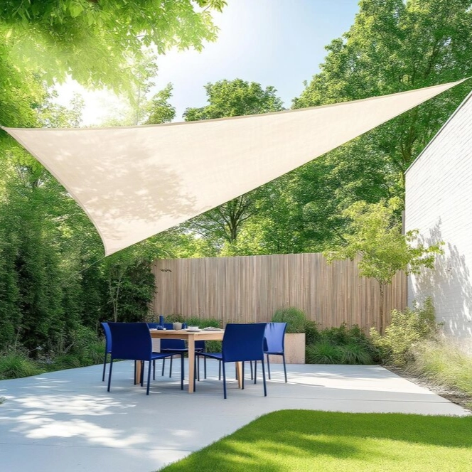 Why Triangular Shade Sails Are a Popular Choice